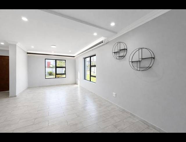 5 BEDROOM HOUSE FOR SALE IN ANNLIN